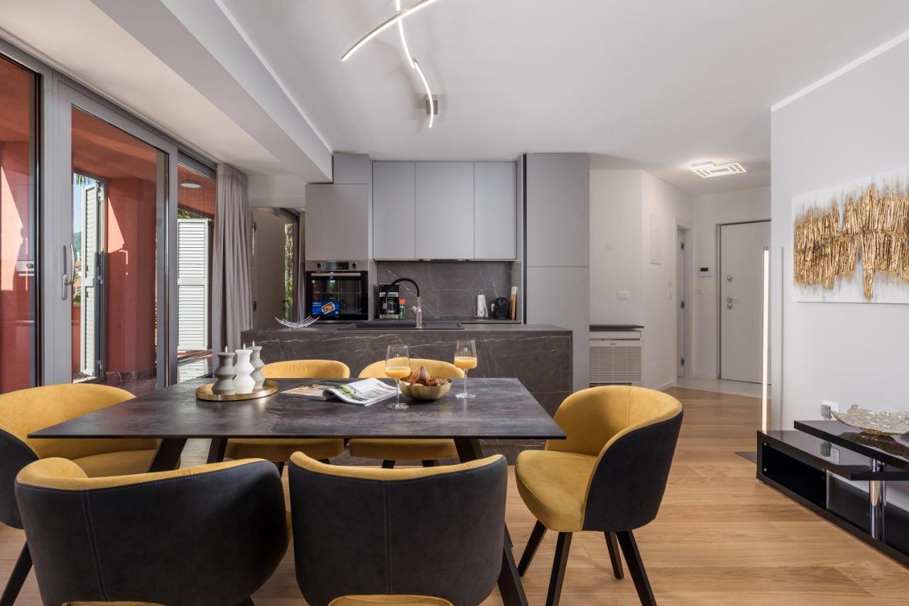 Luxury City Center Apartment -50M To The Sea Opatija Exterior photo